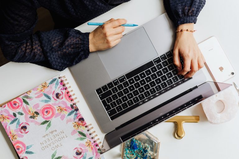 Toute mon année : tout savoir sur cette plateforme scolaire